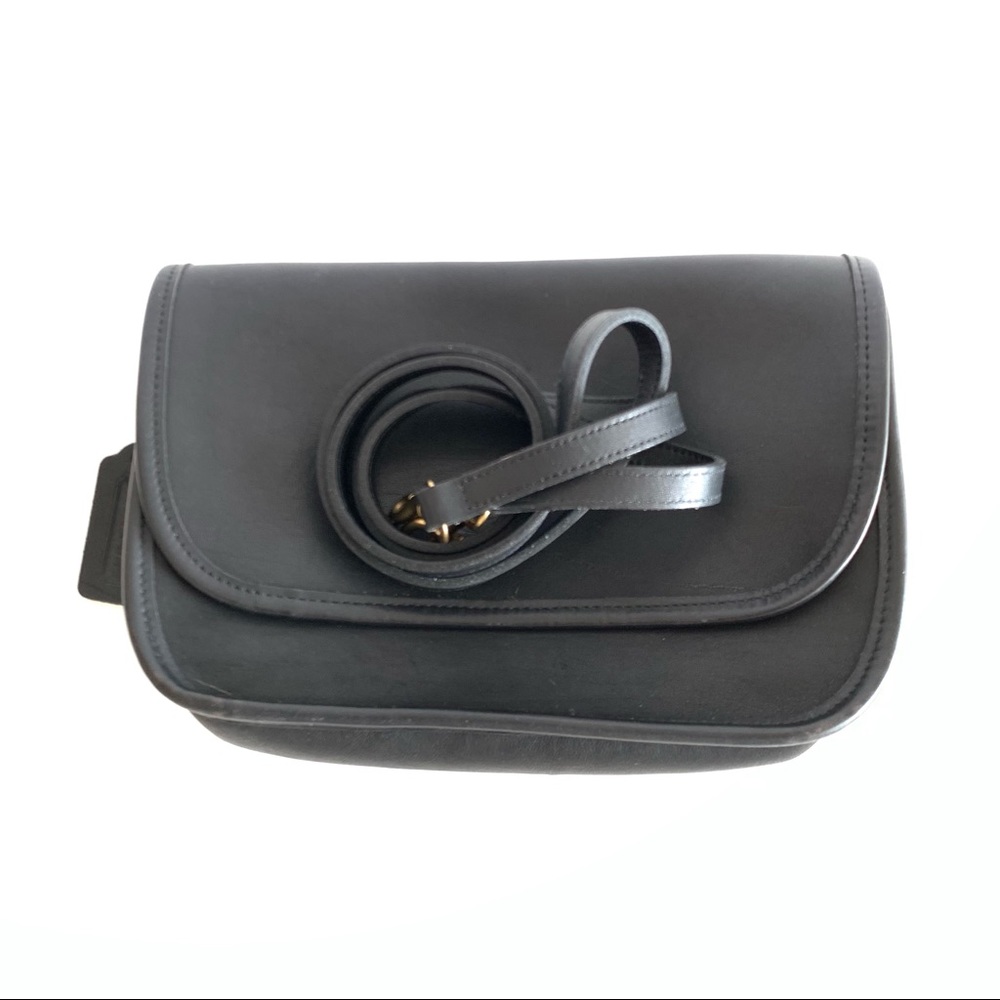 COACH VINTAGE “BONNIE” MINI MESSENGER STYLE NAVY BLUE BAG
